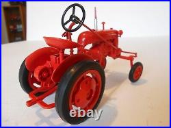 Vintage 1948 Design Fabricators 116th Scale 1947 Farmall Cub Tractor, Used