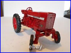 Vintage 1969 Ertl 116th Scale International 544 Wide Front Tractor, #414, Used