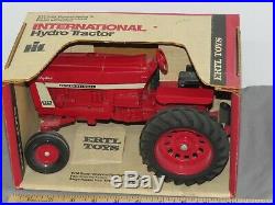 Vintage 1972 International Harvester IH FARMALL 966 Tractor 116 ERTL NIB