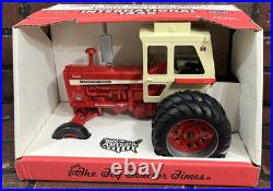 Vintage ERTL 1/16 International Harvester 1456 Original