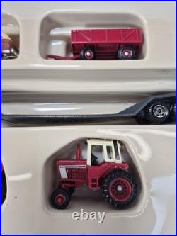 Vintage ERTL 1/64 International Harvester 1086 Dealership Play Set With Building