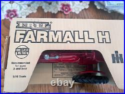 Vintage ERTL Farmall H Tractor, Red 1/16 Scale 1986 #414