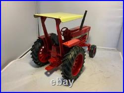 Vintage ERTL IH 1066 Farmall Turbo Tractor WF, ROPS original paint exc. Conditio