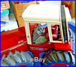 Vintage ERTL International Harvester 3588 Diecast 2+2 Toy Tractor 116 SCALE IH