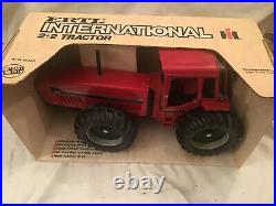 Vintage ERTL International Harvester 6388 2+2 1/16 Scale New In Box Made USA