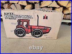 Vintage ERTL International Harvester IH 6388 2+2 Anteater 1/16 Scale USA Tractor