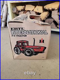 Vintage ERTL International Harvester IH 6388 2+2 Anteater 1/16 Scale USA Tractor