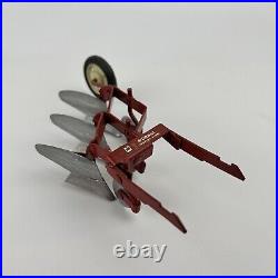 Vintage ESKA International Harvester McCormick 3-Bottom Tractor Plow Fast HItch