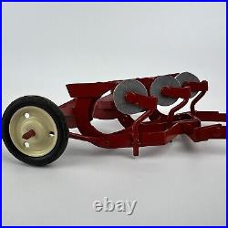 Vintage ESKA International Harvester McCormick 3-Bottom Tractor Plow Fast HItch