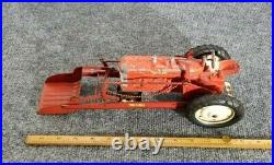Vintage Earlie Tru-scale Tractor With Front Bucket Die Cast Rare! 1952 Only
