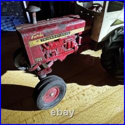 Vintage Ertl 1/16 International Harvester 1456 Original 1970 Vintage Ertl 1/16 International Harvester 1456 Original 1970