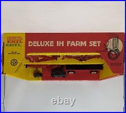 Vintage Ertl Deluxe IH Farm Set 3 Bottom Plow Tractor Wagon Disc 116 Scale 5033