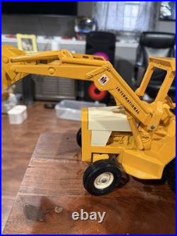 Vintage Ertl Diecast International Harvester Backhoe Loader Tractor/#472/116
