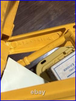 Vintage Ertl Diecast International Harvester Backhoe Loader Tractor/#472/116