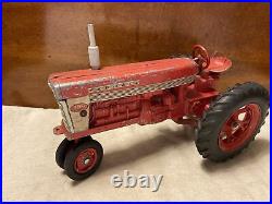 Vintage Ertl/Eska 116 Diecast IH Farmall 460 Toy Farm Tractor