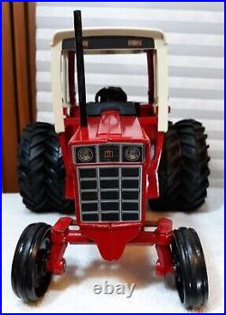 Vintage Ertl International Harvester 1/16 Toy Tractor with Gravity Grain Wagon