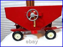 Vintage Ertl International Harvester 1/16 Toy Tractor with Gravity Grain Wagon