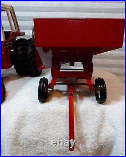 Vintage Ertl International Harvester 1/16 Toy Tractor with Gravity Grain Wagon