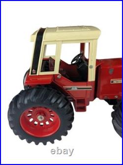 Vintage Ertl International Harvester 3588 2+2 1/16 Scale Diecast Farm Toy READ