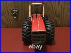 Vintage Ertl International Harvester 3588 2+2 Tractor 1/16 14.5 Long