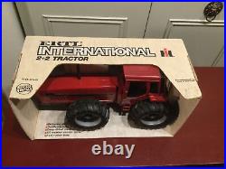 Vintage Ertl International Harvester 6388 2+2 Still In Box #464 1/16 Great Cond