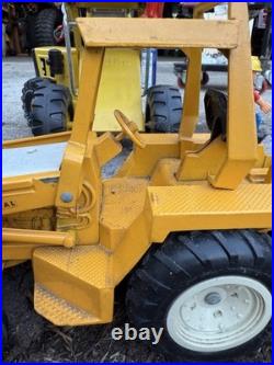 Vintage Ertl International Harvester Tractor Loader Backhoe #472 116 Scale