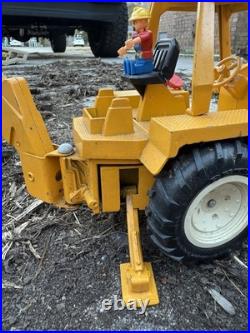 Vintage Ertl International Harvester Tractor Loader Backhoe #472 116 Scale