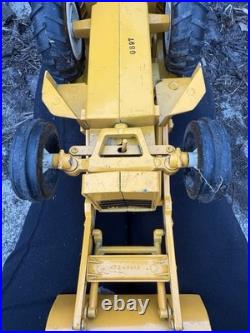 Vintage Ertl International Harvester Tractor Loader Backhoe #472 116 Scale