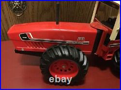 Vintage Ertl international Harvester 1/16 3588 2+2 Tractor In Exc. Cond. 14