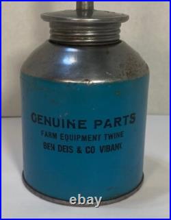 Vintage IH INTERNATIONAL HARVESTER Thumb Oiler Oil Can MADE IN USA Tractor