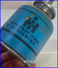 Vintage IH INTERNATIONAL HARVESTER Thumb Oiler Oil Can MADE IN USA Tractor