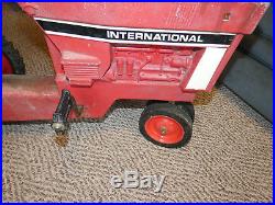 Vintage IH International Harvester 1086- Pedal Tractor # I-64