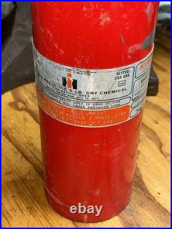 Vintage IH International Harvester Fire Extinguisher Model 244 044 R92