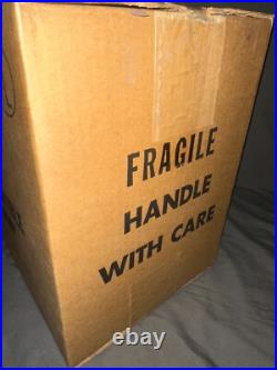 Vintage IH International Harvester Lamp Antique Tractors NIB New In Box Vintage IH International Harvester Lamp Antique Tractors NIB New In Box