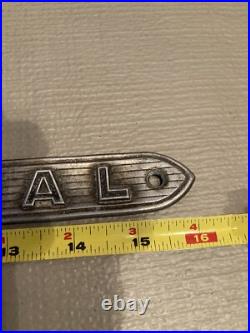 Vintage IH International Harvester Truck/Tractor Metal Emblem/Badge