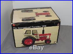 Vintage IH Precision Series #18 International Harvester 1466 Tractor 1/16 Cab
