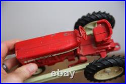 Vintage International Harvester ERTL Metal Loader Tractor Farm toy 1/16 Trailer