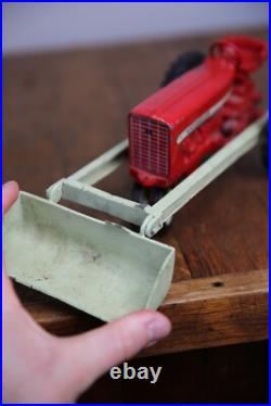 Vintage International Harvester ERTL Metal Loader Tractor Farm toy 1/16 Trailer