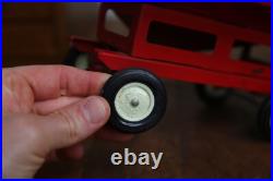 Vintage International Harvester ERTL Metal Loader Tractor Farm toy 1/16 Trailer