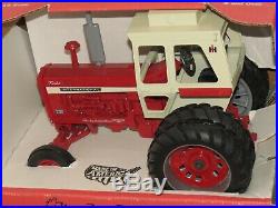 Vintage International Harvester Farmall 1456 116 Toy Tractor NIB TTT