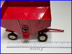 Vintage International Harvester Red Gravity Grain Wagon Cart Diecast 1055