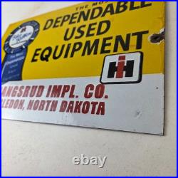 Vintage International Harvester Sign Tractors Truck Service Gas Porcelain Sign Vintage International Harvester Sign Tractors Truck Service Gas Porcelain Sign