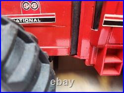 Vintage Original 1/16 3588 Toy Tractor In Box International Harvester