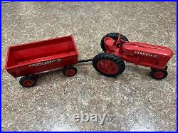 Vintage Product Miniature Co PMC IH McCormick Farmall Tractor Traction Trailer