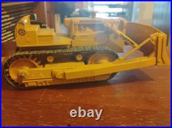 Vintage Toy Ertl Die Cast International Harvester TD-25 Tractor with Blade