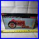 Vtg_1997_1_16_scale_Ertl_percision_series_McCormick_Farmall_MD_Withloader_diecast_01_vu