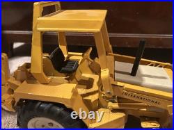 Vtg ERTL International Farm Harvester Backhoe Loader Tractor Diecast 116 #472