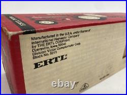 Vtg ERTL International Harvester IH Stock 5011 Tractor & Wagon Set 1/16 withBox