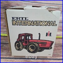 Vtg Ertl International Harvester IH 7488 2+2 die-cast articulating 4wd tractor